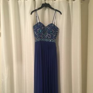 B Darlin formal dress